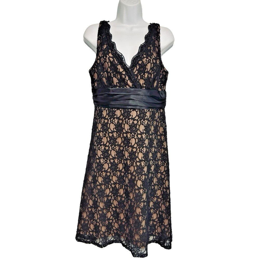 SL Fashions Women's 12 Black Lace Overlay Lined V Neck Sleeveless Cocktail Dress